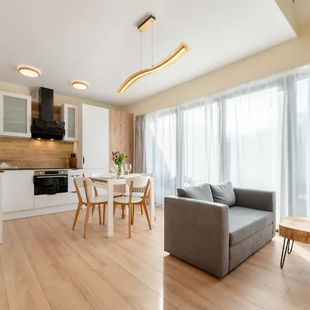 Słoneczne Tarasy Z Widokiem Na Góry - Dream