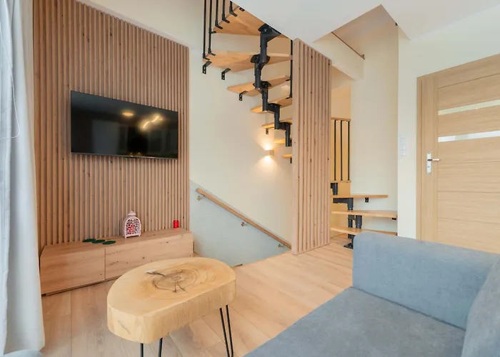 Sloneczne Tarasy Z Widokiem Na Gory - Dream דירה שצ'צ'ירק